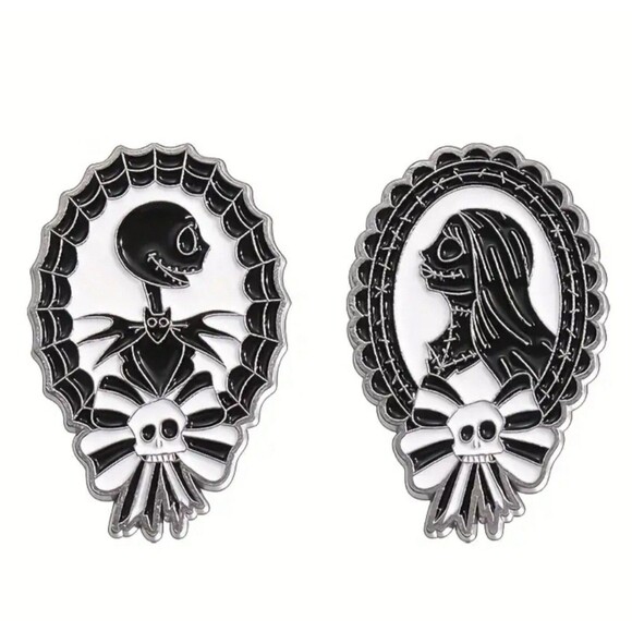Nightmare Before Christmas Jack and Sally enamel pin set - Picture 1 of 3